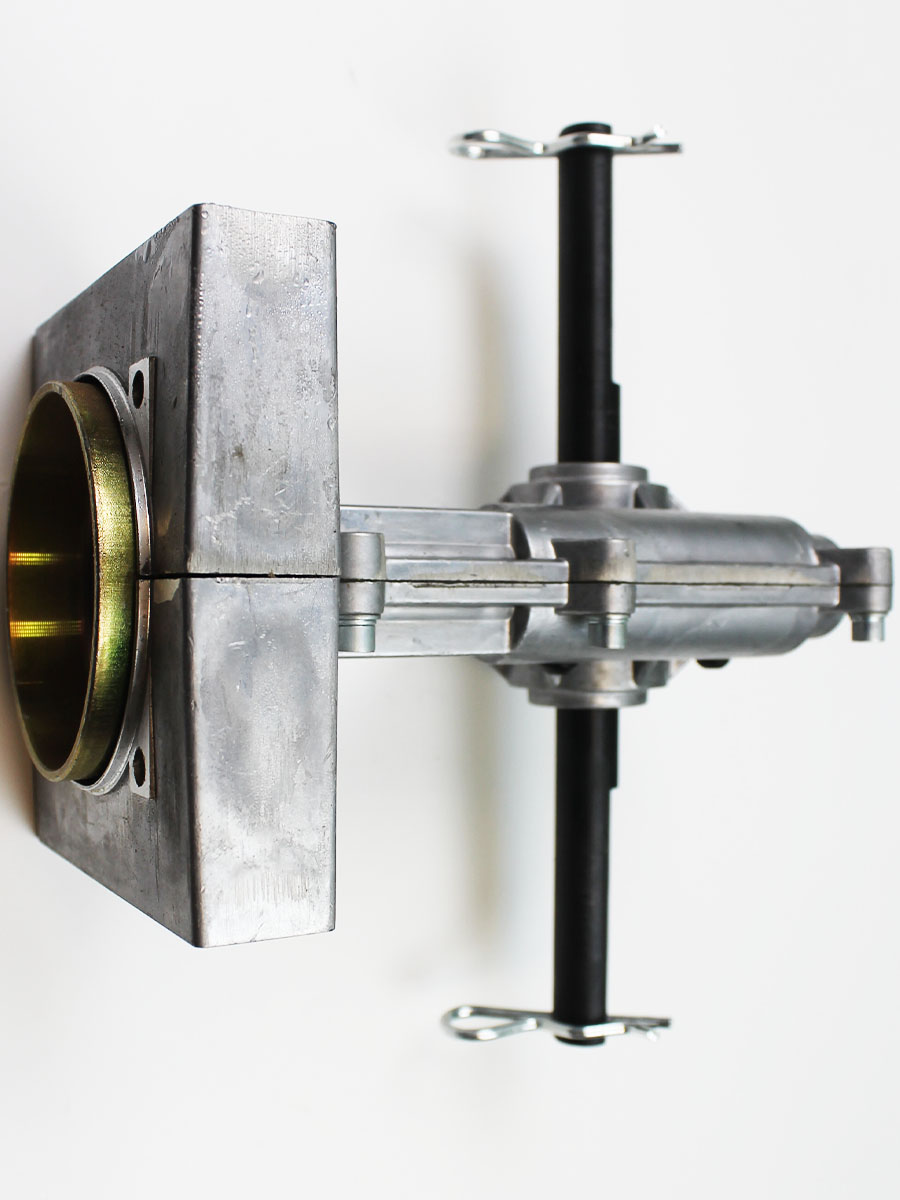 Редуктор 2-т культиватора в сборе